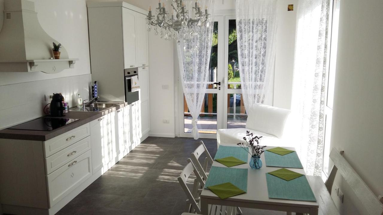 לינה וארוחת בוקר ברוגריו La Casa Dei Sogni מראה חיצוני תמונה